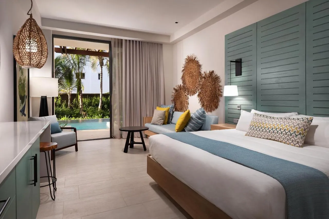 Unique Club at Lopesan Costa Bávaro Resort Punta Cana 5*,  República Dominicana