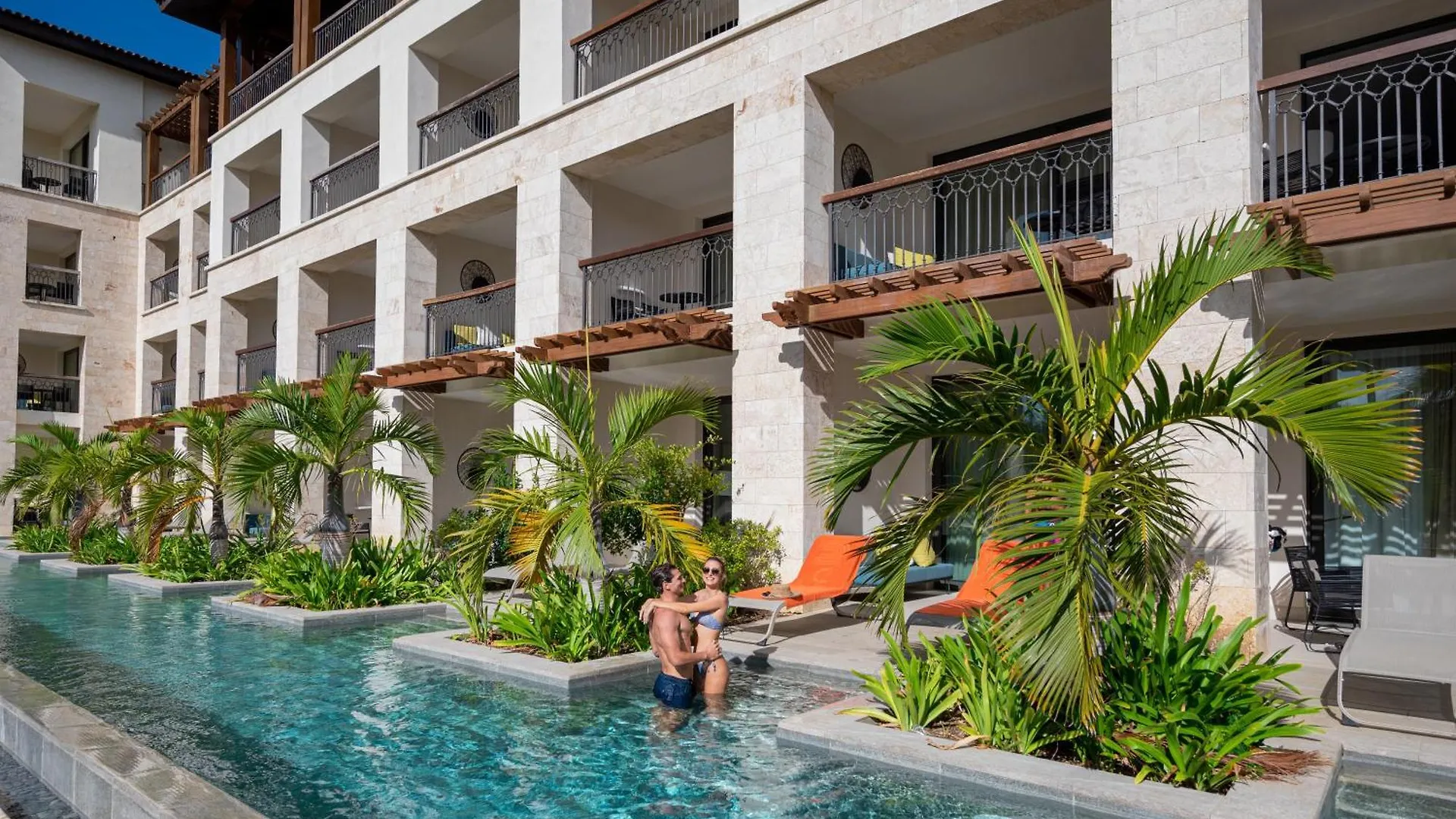 Unique Club at Lopesan Costa Bávaro Resort Punta Cana República Dominicana
